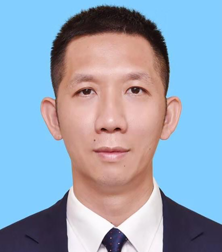 Mr HUANG Kun